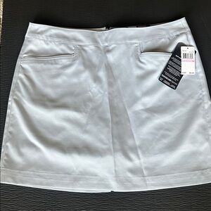 Ladies skort new with tags